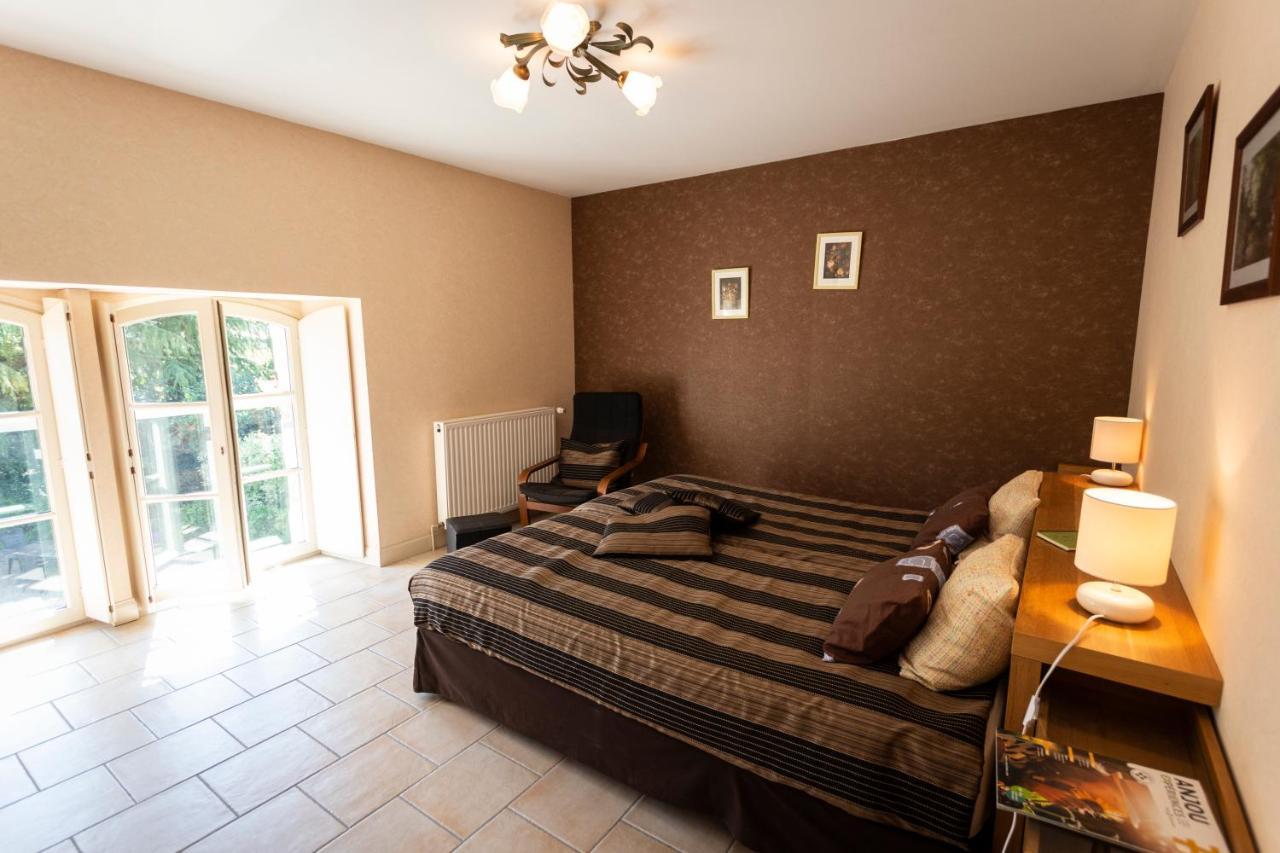 La Haye Gites Et Chambre D'Hotes アヴリイエ エクステリア 写真