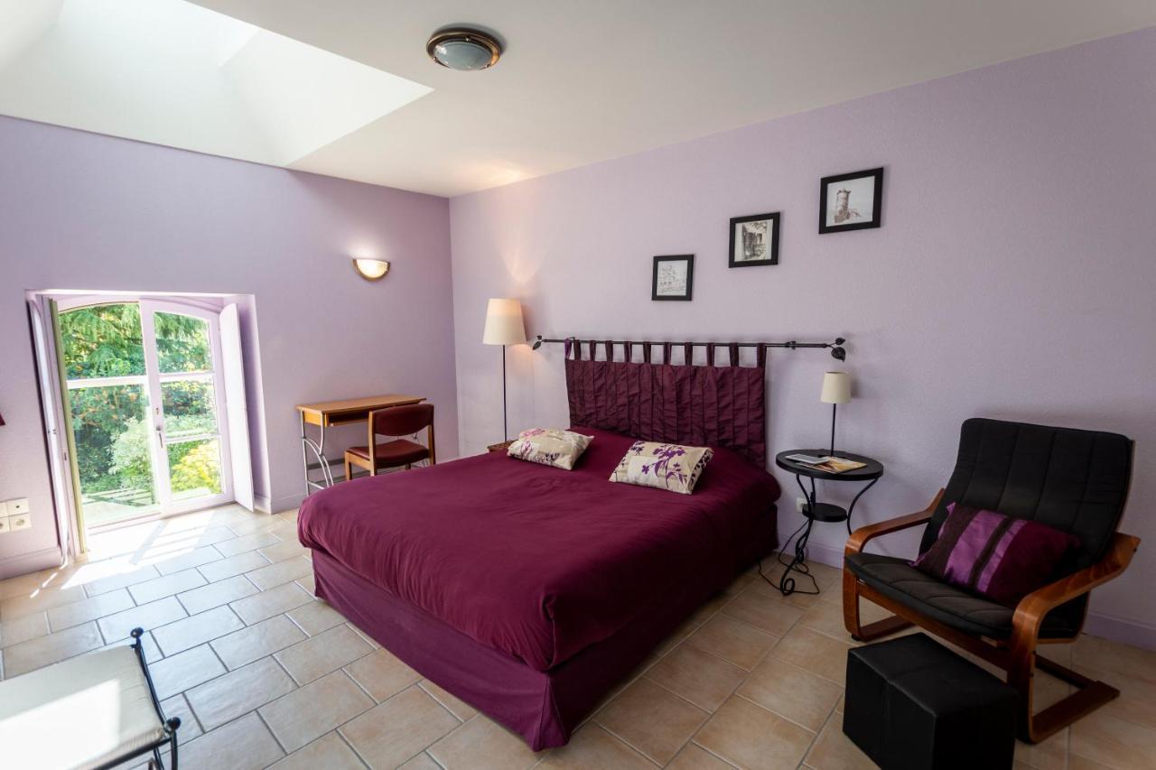 La Haye Gites Et Chambre D'Hotes アヴリイエ エクステリア 写真